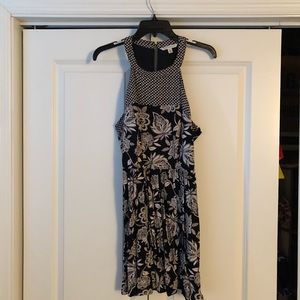 Cream and black mid-short dress